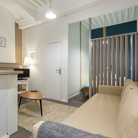 Jusqu A 6 Personnes Au Coeur Du Vieux Lyon Appartement Buitenkant foto